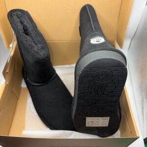BearPaw Black Kids Boots NWT